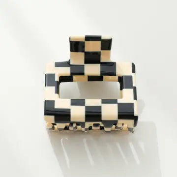 Checkmate Medium Claw Clip | Simone