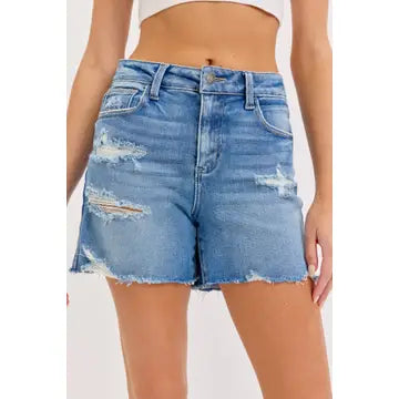 Mid Rise Boyfriend Short | Medium Wash