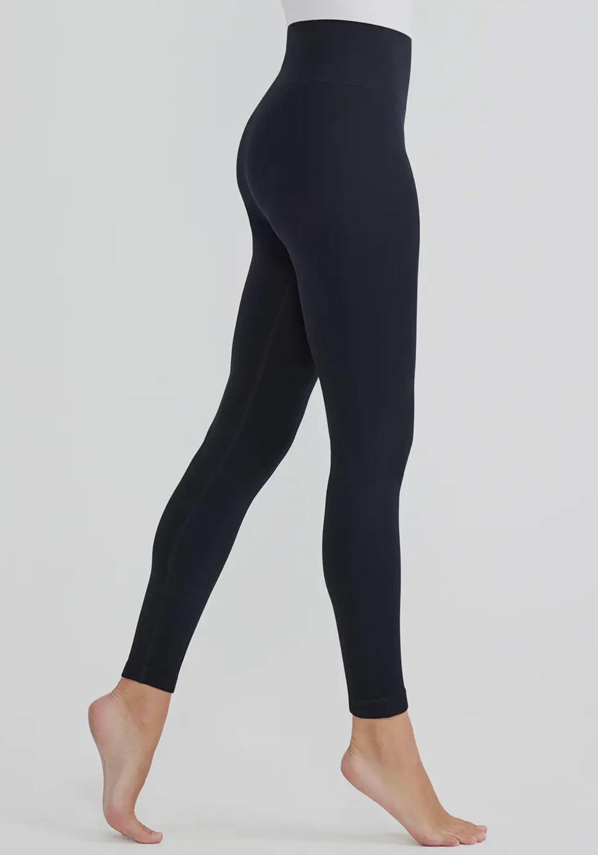Yummie Seamless Shaping Leggings