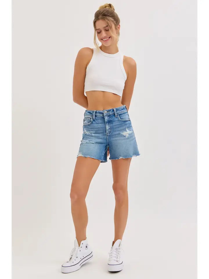 Mid Rise Boyfriend Short | Medium Wash