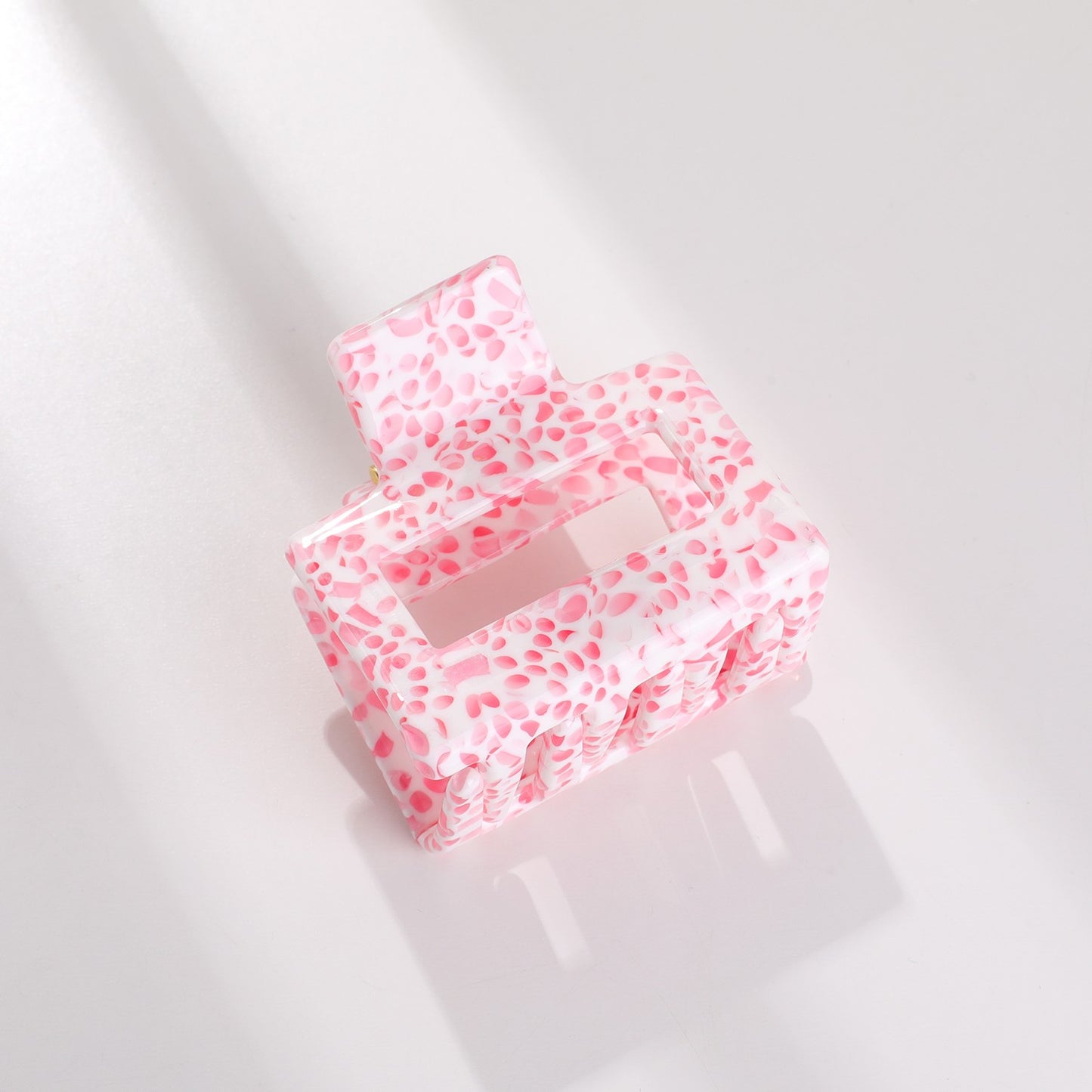 Pebble Cove Simone Small Square Eco-friendly Claw Clip | Pink