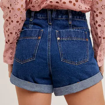 Western Pocket Rolled Hem Denim Shorts | Dark Wash