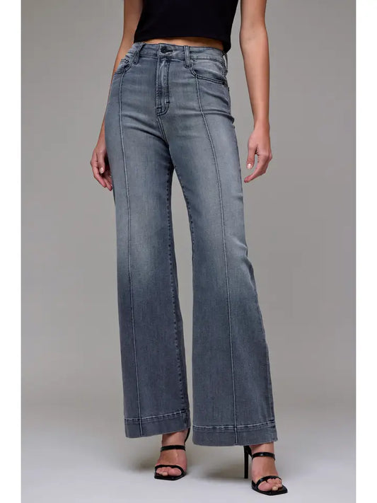 Pintuck High Rise Comfort Flare | Grey Wash