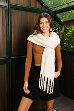 Load image into Gallery viewer, Leto Accessories Cozy Knit Scarf | Ivory
