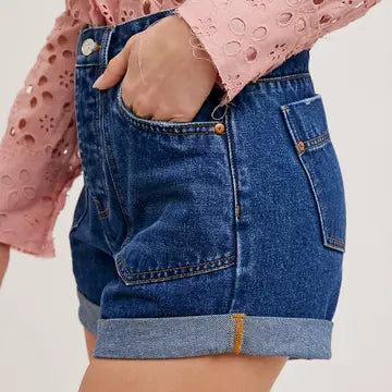 Western Pocket Rolled Hem Denim Shorts | Dark Wash