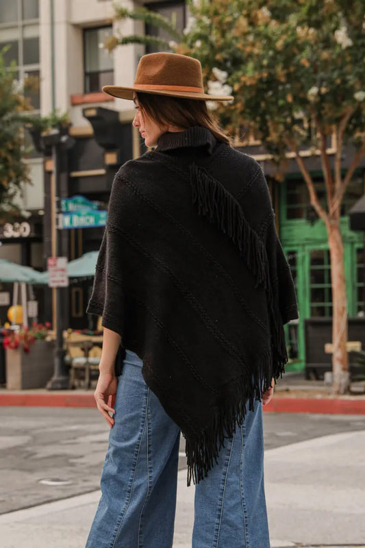 Leto Accessories Fringe Poncho | Black