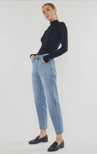 Load image into Gallery viewer, Kan Can Ultra High Rise Slouch Fit Jeans
