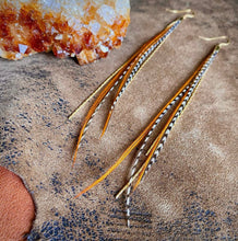 Load image into Gallery viewer, Astali Feather Earrings | Fawn
