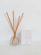 Load image into Gallery viewer, Yam Collective Reed Diffuser
