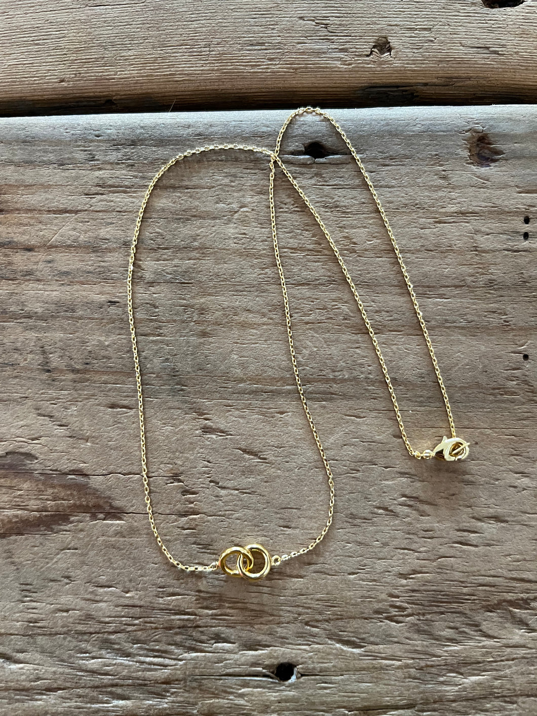 Dainty Dual Circle Pendant Necklace