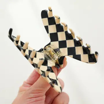 Checkmate Medium Claw Clip | Adrienne