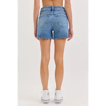 Mid Rise Boyfriend Short | Medium Wash