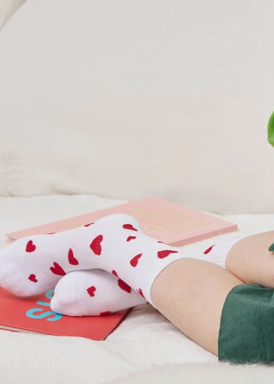 Lovely Heart Shape Casual Socks | White/Red