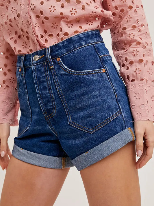 Western Pocket Rolled Hem Denim Shorts | Dark Wash