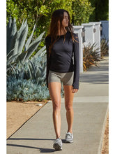 Load image into Gallery viewer, By Together Dream About Top | Black
