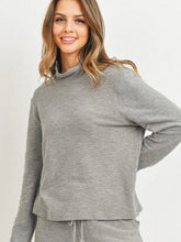 Load image into Gallery viewer, Paper Crane Long Sleeve Textured Top
